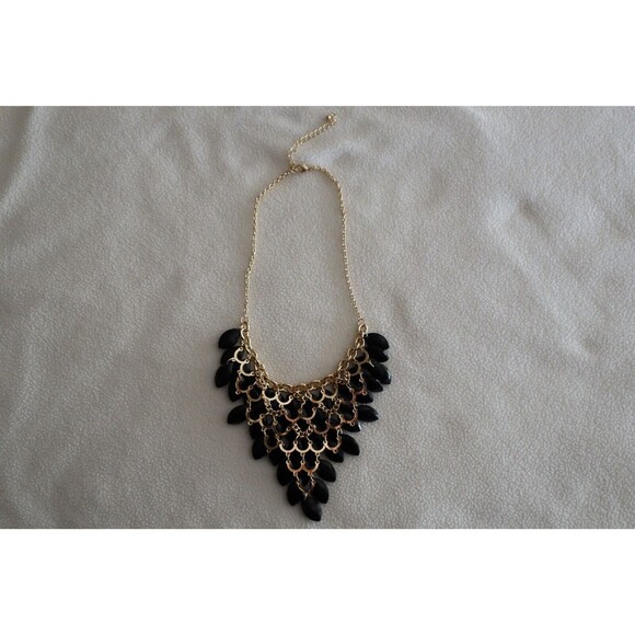 Black Teardrop Plastic Bead Necklace 18"+ Gold Tone Bib Cowl Fashion Jewelry - Picture 9 of 13